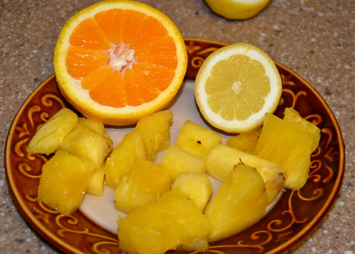 orange,pineapple,lemon