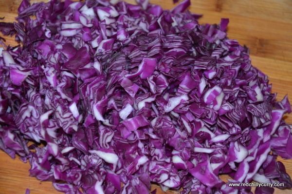 red cabbage poriyal